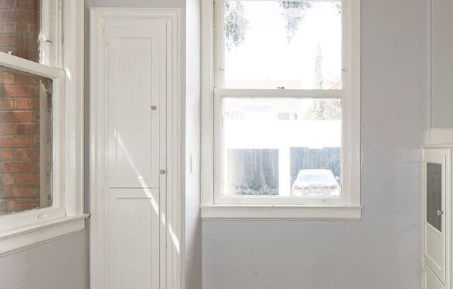 Studio, 1 bath, 250 sqft, $2,395, Unit 31