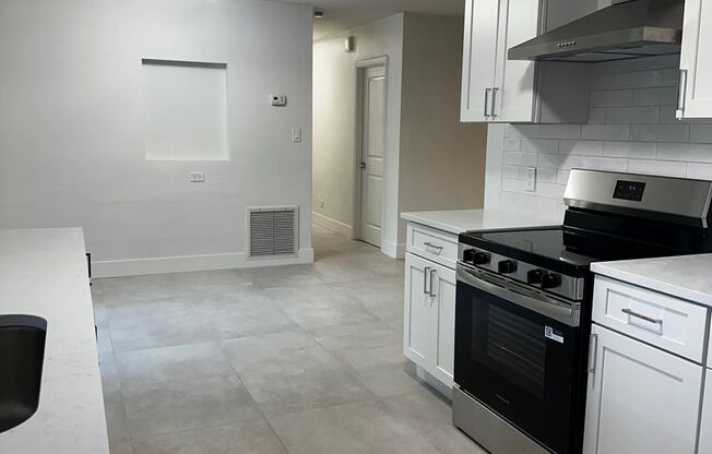 3 Bedroom , 2 Bath in Orlando!