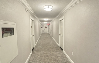 1 bed, 1 bath, 823 sqft, $3,600, Unit 7O