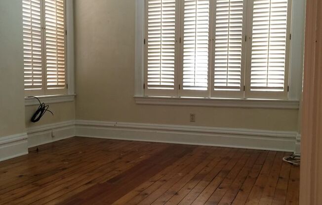 229 N Dithridge Street