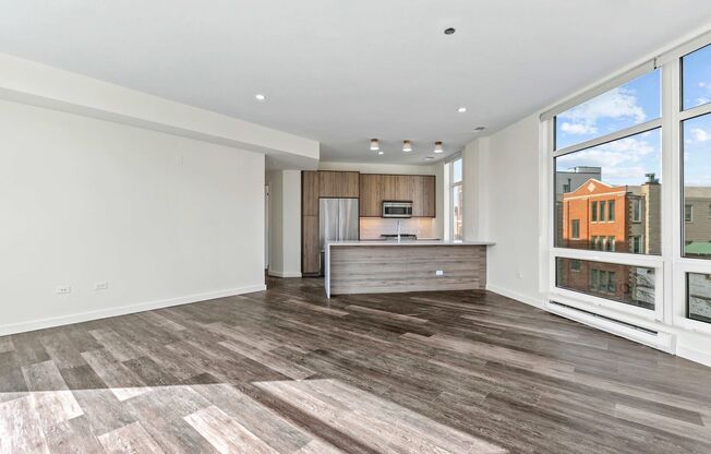 3 beds, 2 baths, 1,383 sqft, $4,650, Unit 301