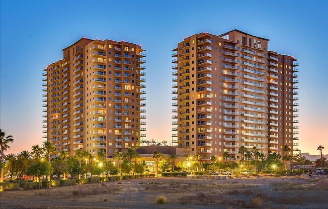 1 bed, 1 bath, $2,499