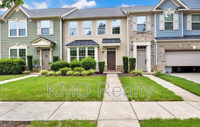 1935 FLEETWOOD DR