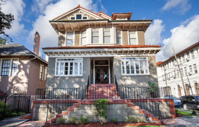 4540 Canal