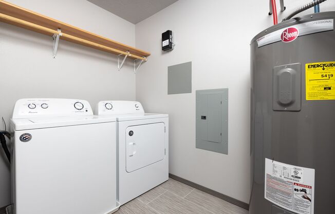 3 beds, 2 baths, 1,249 sqft, $1,373, Unit 236