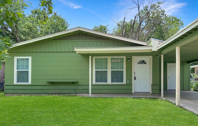Cozy, Remodeled 2BR with Covered Parking & Yard