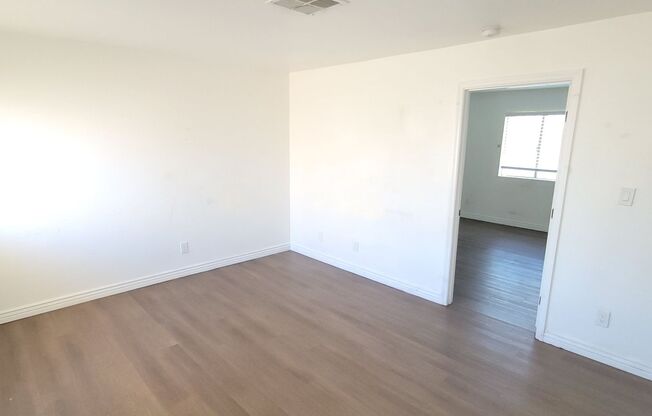 1 BEDROOM UNIT IN PRIME PHOENIX LOCATION