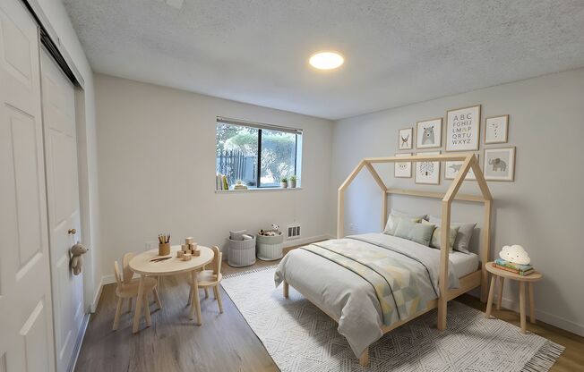 2 beds, 1 bath, 950 sqft, $2,195, Unit 113