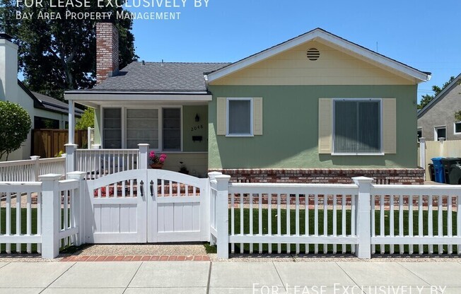 2048 EUCALYPTUS AVE