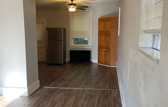 3 beds, 1 bath, $1,495