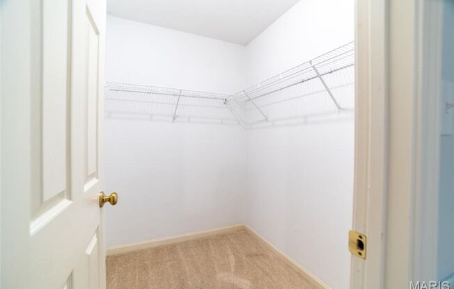 5 beds, 3.5 baths, 4,400 sqft, $3,750, Unit Castle Ridge Drive 570