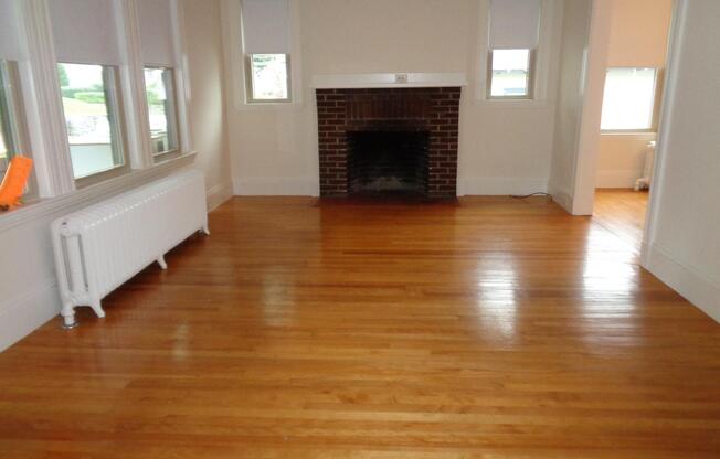 12 SUNSET RD