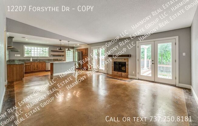 12207 FORSYTHE DR