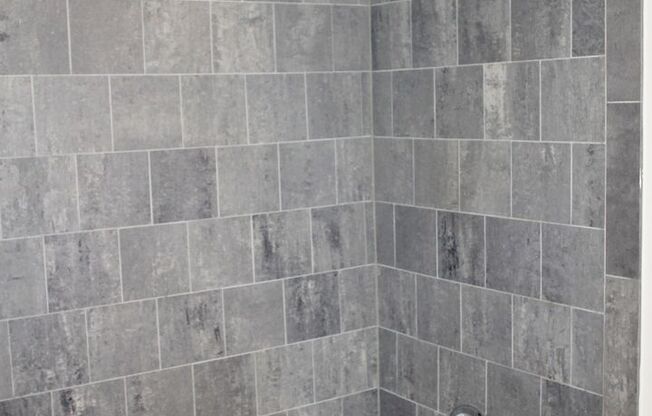 2 beds, 2 baths, 800 sqft, $3,495, Unit 403