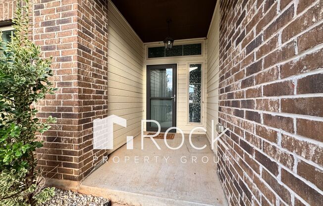 3 Bedroom Home in North Norman with New Carpet