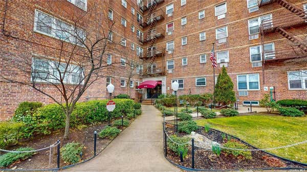 1 bed, 1 bath, 684 sqft, $2,300, Unit 3I