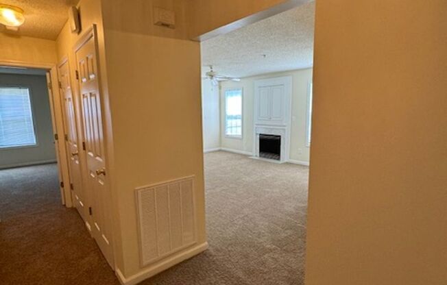 2 beds, 2 baths, $1,550