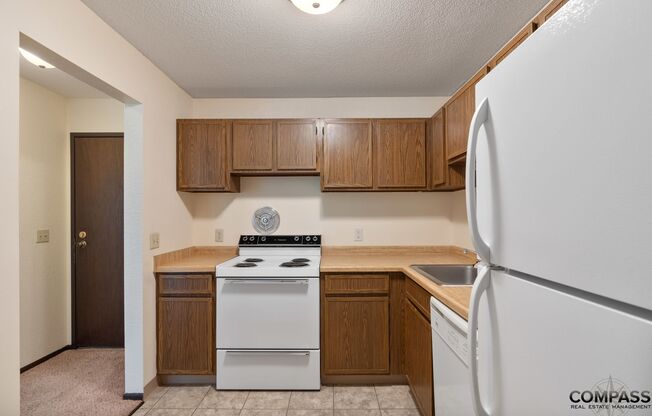 1 bed, 1 bath, 709 sqft, $1,045, Unit 2214-306