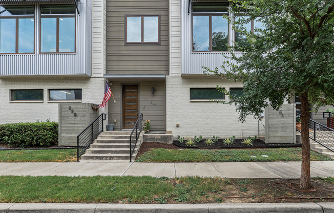259 CURRIE ST