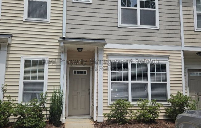 531 ELM AVE