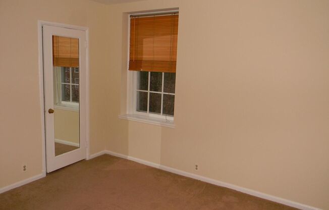 1 bed, 1 bath, $2,250, Unit # #D 640