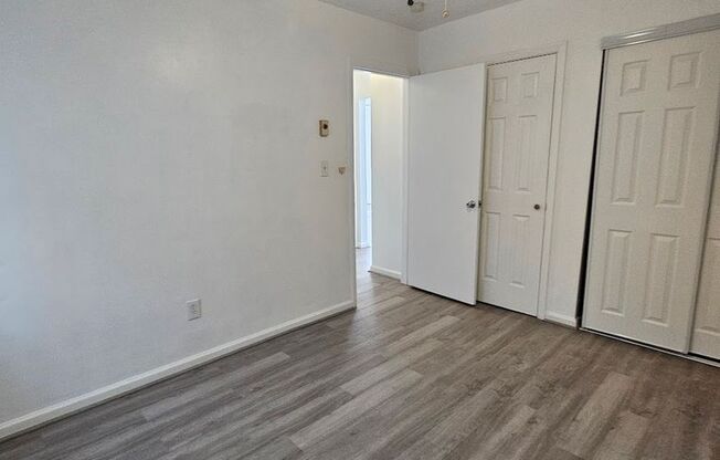 2 beds, 1 bath, $1,100, Unit 3111 Dunway St Unit A