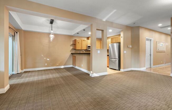 1043 SE 34 AVE