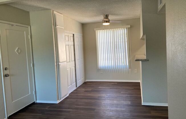 2 beds, 1 bath, 840 sqft, $1,950, Unit 201