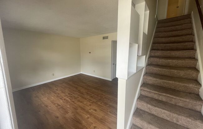 2 bd 1.5 ba Townhome