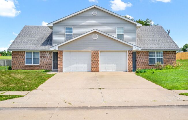 Spacious 4-Bedroom Duplex in Valley View Gardens – $1,500/mo