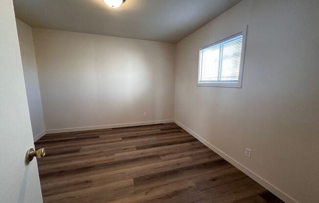 1 bed, 1 bath, $1,100, Unit 675-3