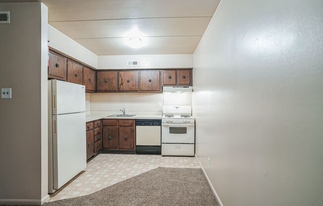 1 bed, 1 bath, 704 sqft, $1,450, Unit A12