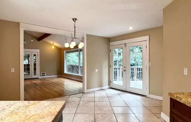 10340 Fischer Place NE