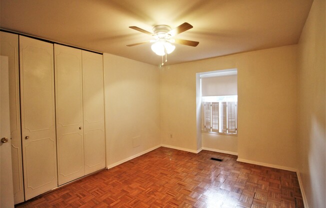 2 beds, 1.5 baths, $1,900, Unit Unit #3C