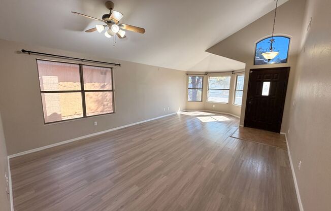 Beautiful 3 Bed / 2 Bath Surprise Home with *NO Carpet*