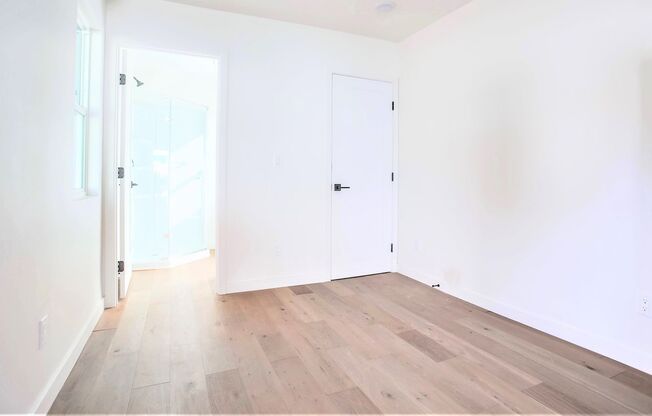 Studio, 1 bath, 250 sqft, $1,745, Unit 23