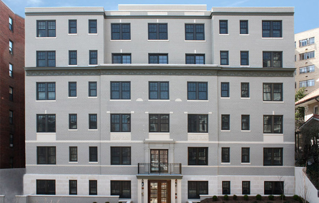 1 bed, 1 bath, 550 sqft, $2,650, Unit 404
