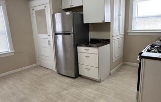 2 beds, 1 bath, $1,400