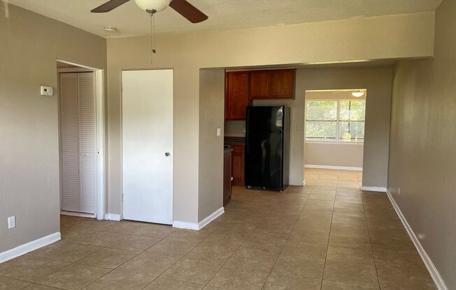 3 beds, 2 baths, $1,800