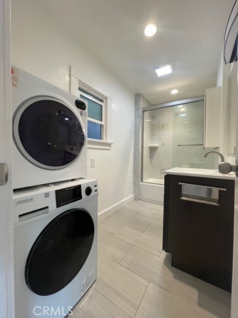 Studio, 1 bath, 400 sqft, $2,350