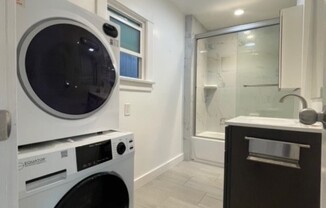 Studio, 1 bath, 400 sqft, $2,350