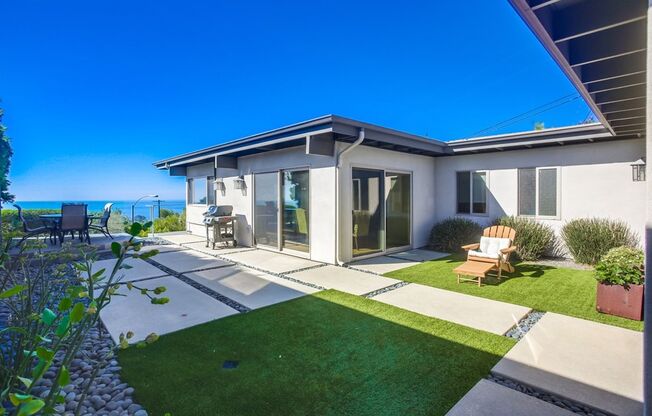 Stunning Ranch-Style Home with Breathtaking Panoramic Ocean Views