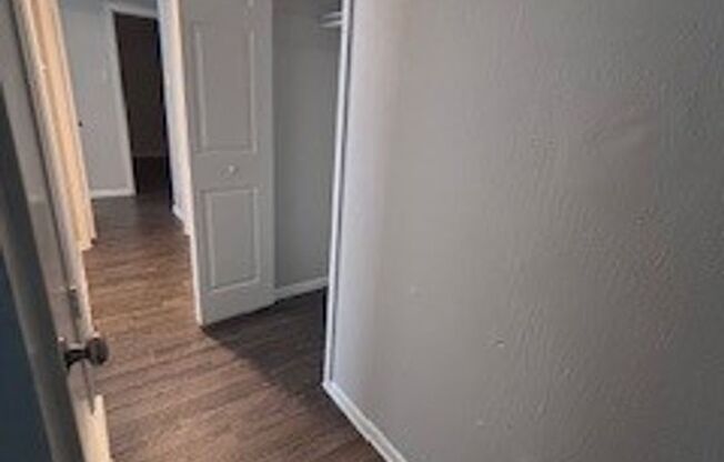 2 beds, 2 baths, 931 sqft, $1,225, Unit 08-0807