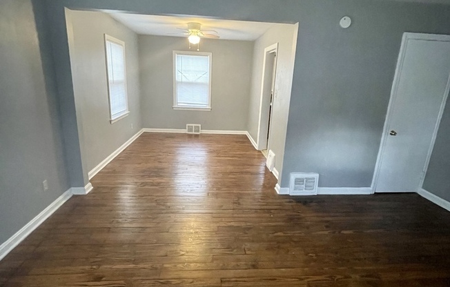 3313 SUTTON RD