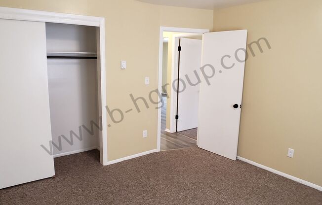 2 beds, 1 bath, 720 sqft, $1,095