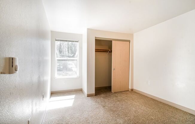 2 beds, 2 baths, 954 sqft, $1,500, Unit 1688-F