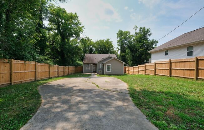 Single Family Home w/ Fenced in Backyard