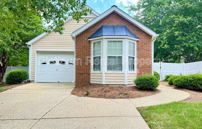 725 AVENING CT