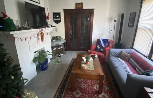 3 Bedroom House In Clifton Near UC's Campus
