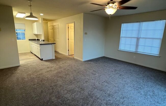 2 beds, 1.5 baths, $1,495